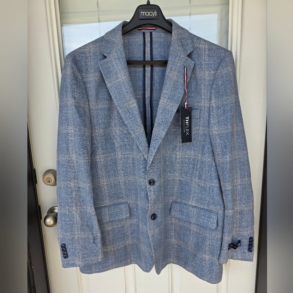 NWT Tommy Hilfiger Gene Men’s Blazer 46R Light Blue Plaid Sport Coat MSRP $295 - Picture 2 of 14